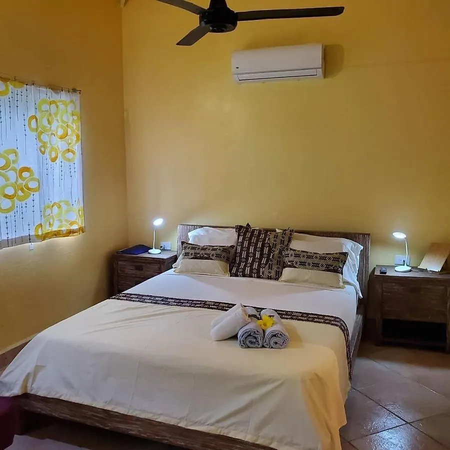 Hotel Casa Barbara Las Terrenas Affittacamere